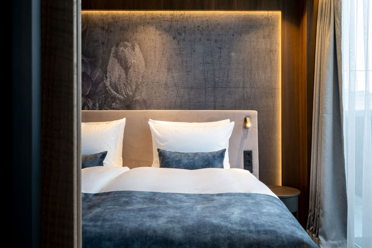 Luxury-Pool-Suite